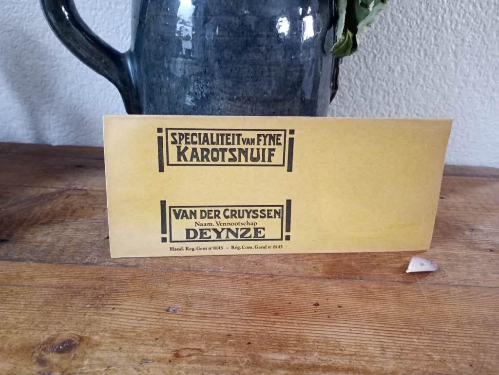Ancien paquet de tabac Carotte Van Der Cruyssen non utilisé, Enlèvement ou Envoi, Neuf, Boite à tabac ou Emballage