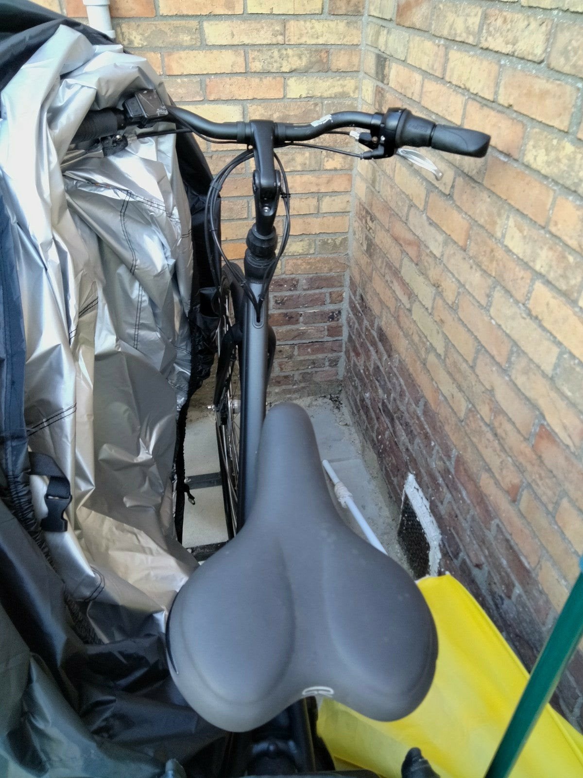 Vélo électrique Bavatus, Vélos & Vélomoteurs, Enlèvement