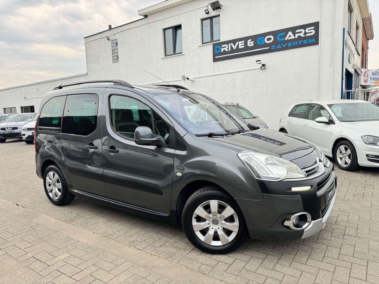 Citroën Berlingo 1.6 e-HDi XTR 92PK * 1 JAAR GARANTIE * !, Autos, Citroën, Achat, Entreprise, Noir, 5 portes
