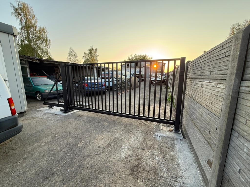 Nieuwe stalen Schuifpoort 4 x 180, Tuin en Terras, Ophalen, Staal, Schuifpoort, Nieuw