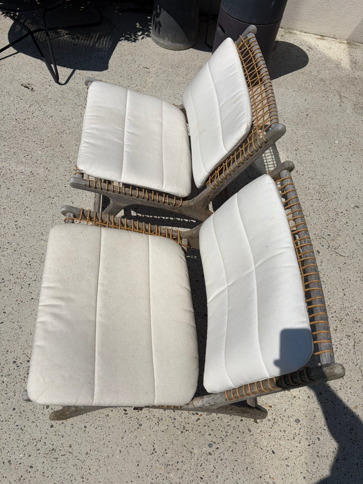 2 Cosito lounge stoelen met kussens (verbleekt hout), Tuin en Terras, Tuinmeubel-accessoires, Ophalen, Zo goed als nieuw
