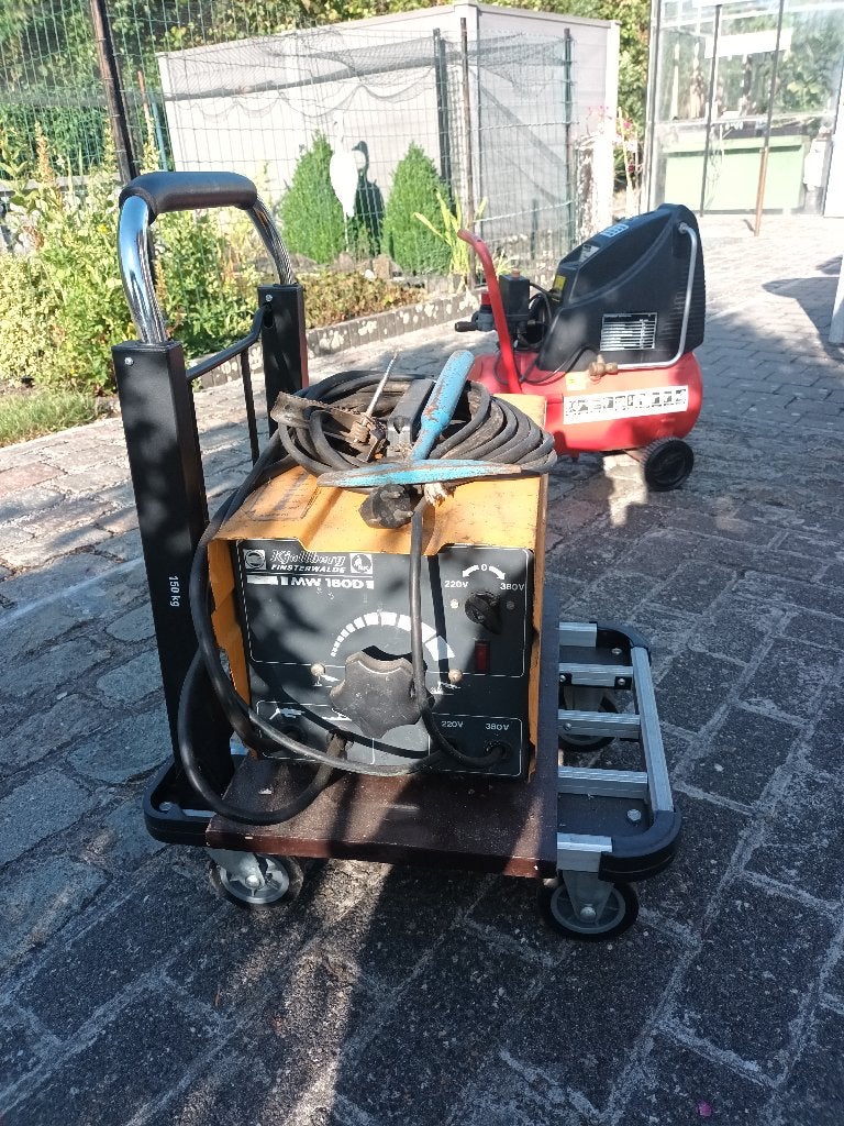 Laspost, Doe-het-zelf en Bouw, Gereedschap | Lasapparaten, Ophalen, Gebruikt, 150 tot 250 ampère, Elektroden