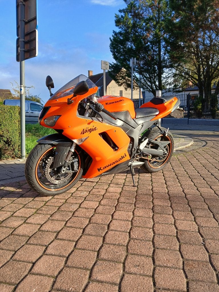 Kawasaki zx6r projet restauration, Motos, 600 cm³, Occasion, Super Sport, Particulier