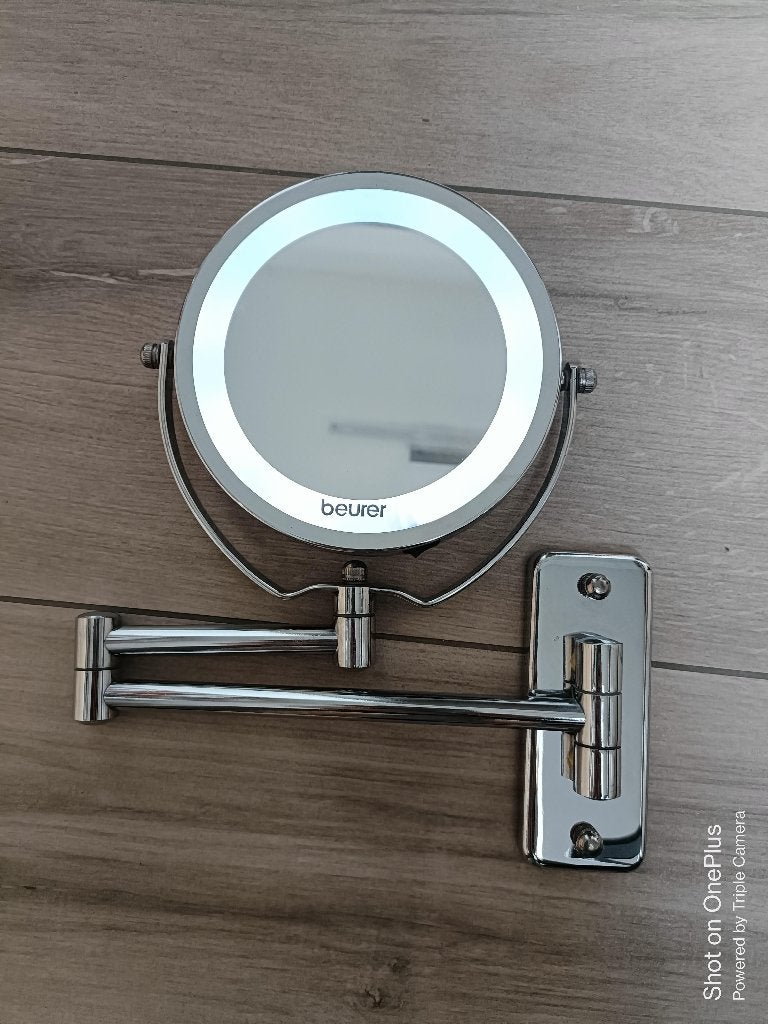 Miroir de maquillage grossissant avec lumières, Maison & Meubles, Accessoires pour la Maison | Miroirs, Enlèvement, Comme neuf
