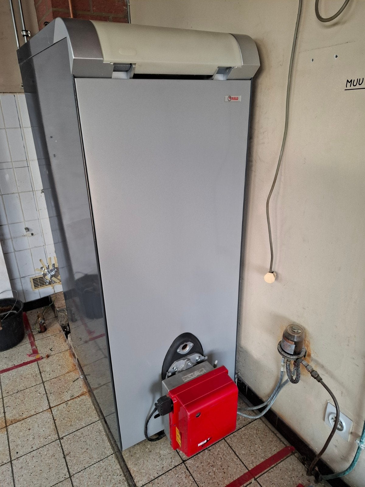Oliebrander Riello met boiler, Ophalen