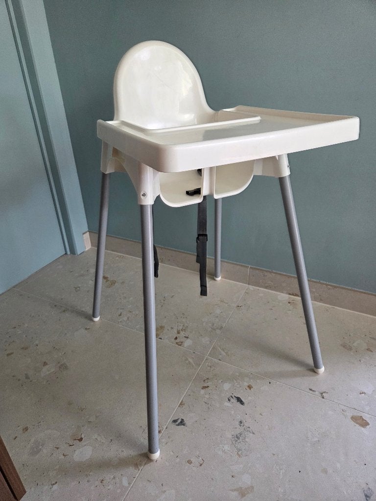 Ikea kinderstoel, Kinderen en Baby's, Ophalen, Zo goed als nieuw, Meegroeistoel, Aanschuifbaar
