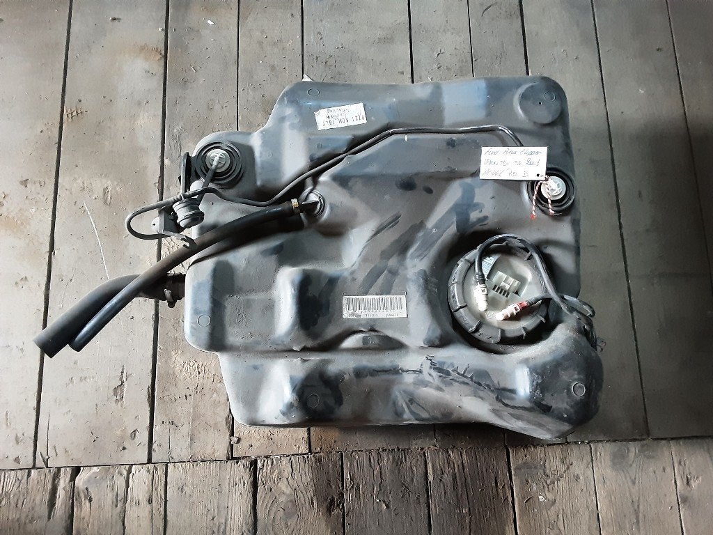 BRANDSTOFTANK Ford Focus 1 Wagon (01-1998/11-2004), Auto-onderdelen, Gebruikt, Henry-Ford-Straße  1
50735  Köln, DE, Ford-Werke GmbH