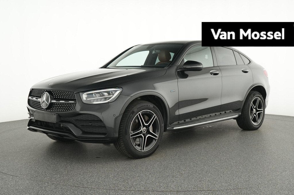 Mercedes-Benz GLC 300de Coupé AMG Line + LEDER + CARPLAY +, Autos, Mercedes-Benz, Cuir, Argent ou Gris, 143 kW, Euro 6