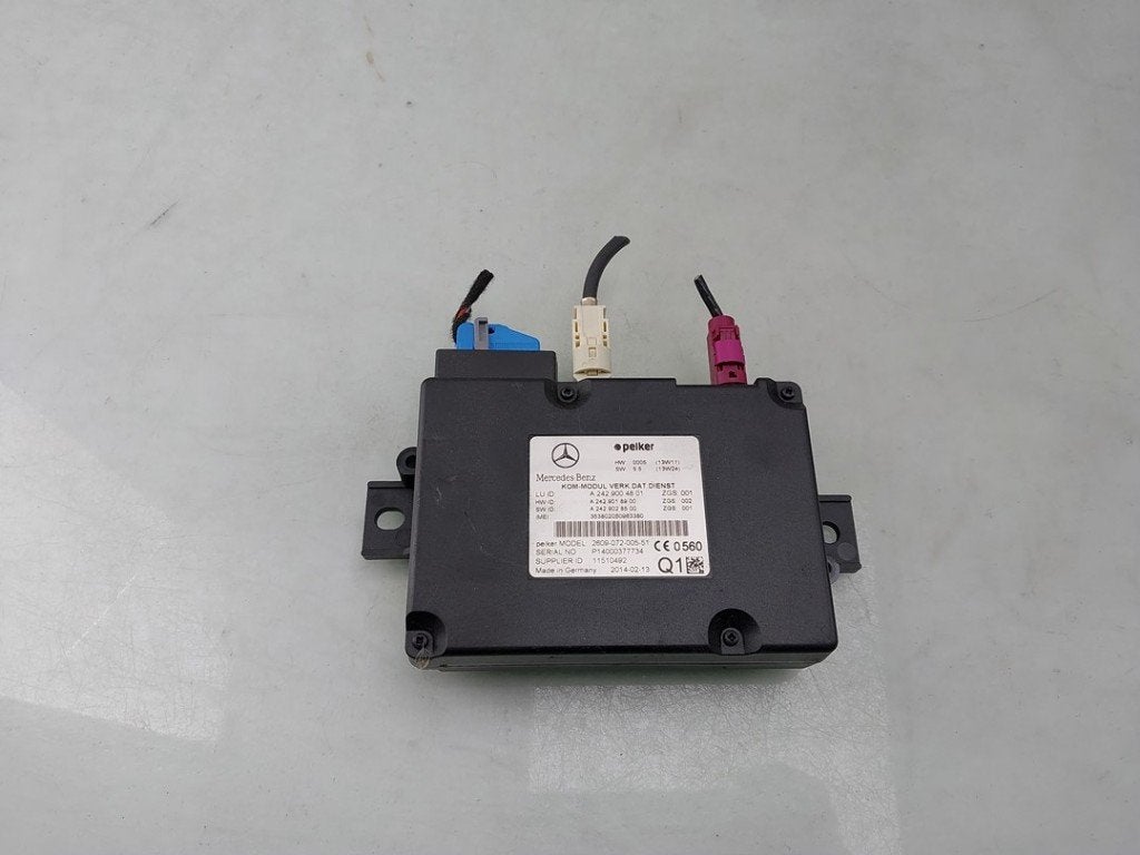 ORDINATEUR TELEPHONE Mercedes-Benz C (W205), Mercedes-Benz, Utilisé, Dialog.mb@mercedes-benz.com, Mercedes-Benz AG