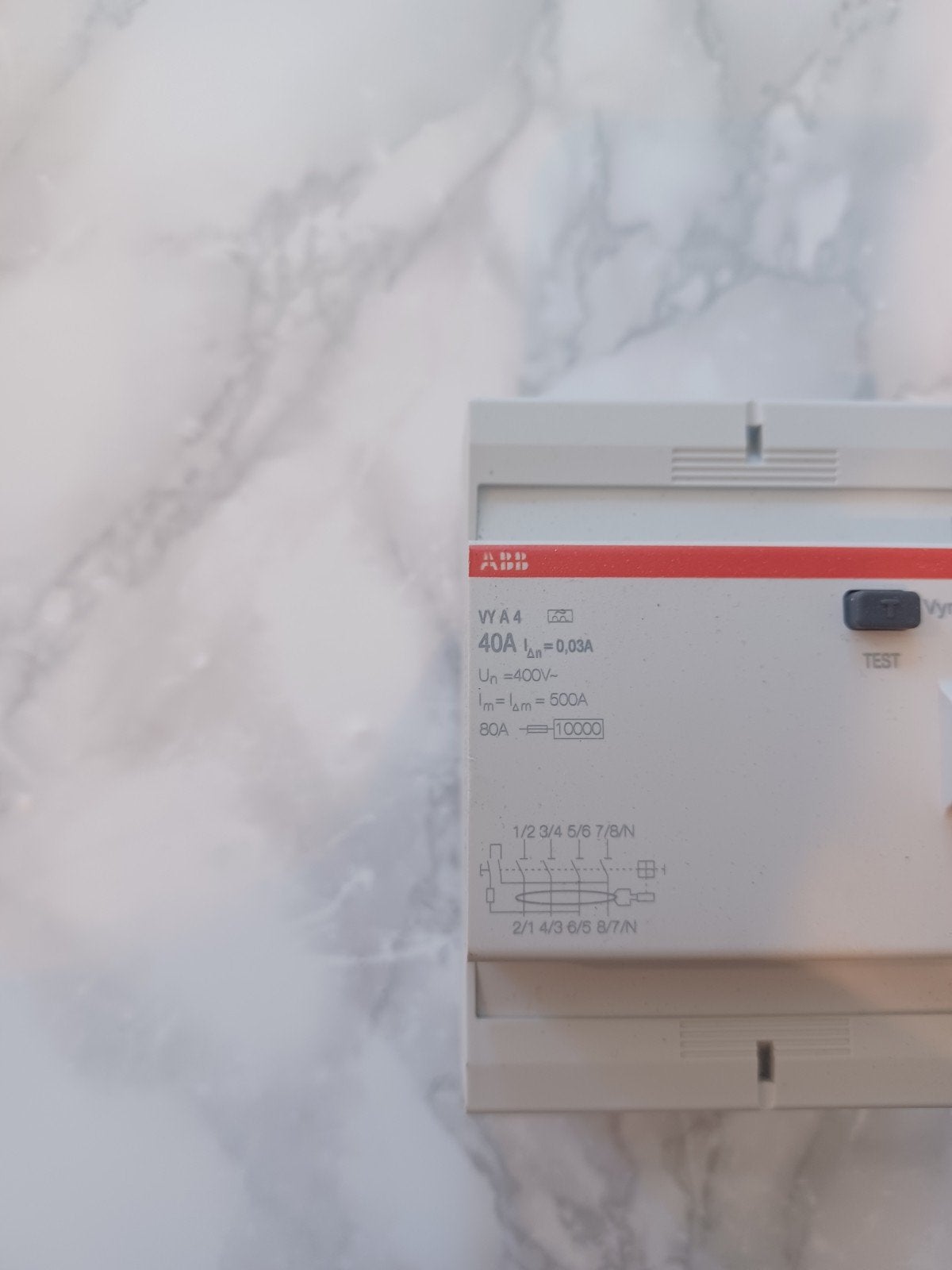 differentieelschakelaar, Enlèvement ou Envoi, Neuf, ABB, Interrupteur différentiel