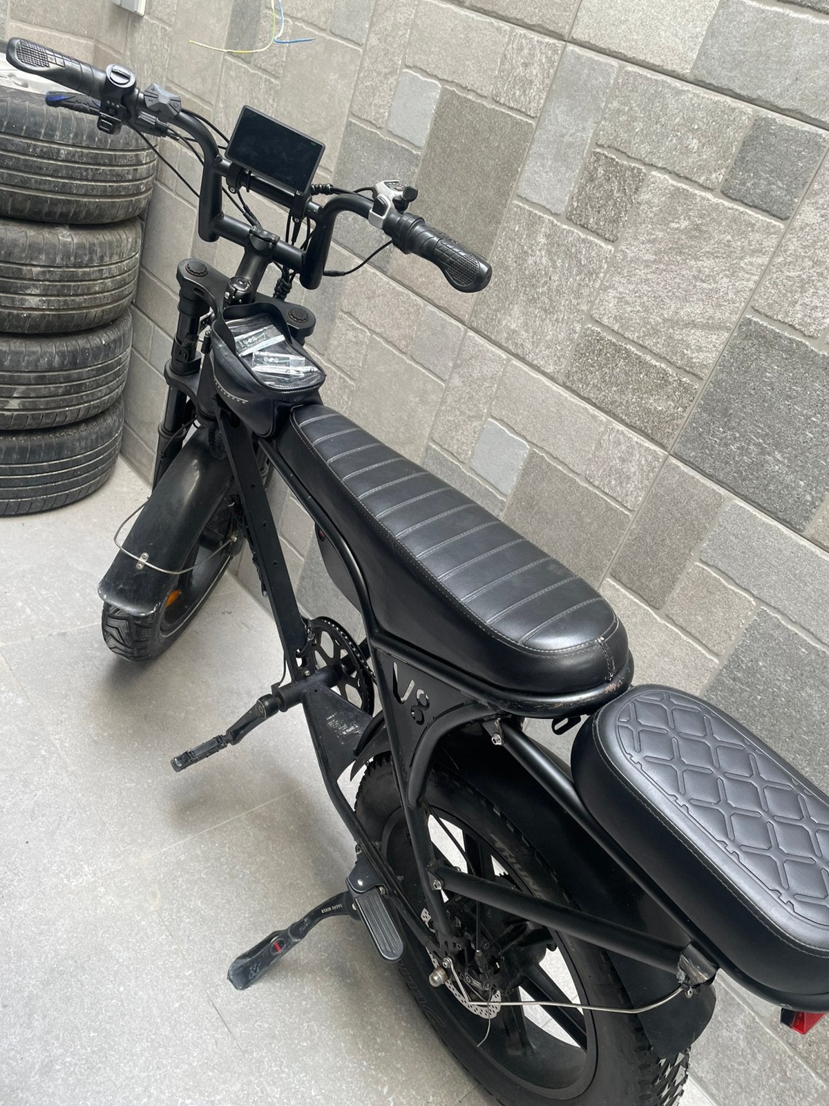 Fatbike v8, Enlèvement ou Envoi, Comme neuf