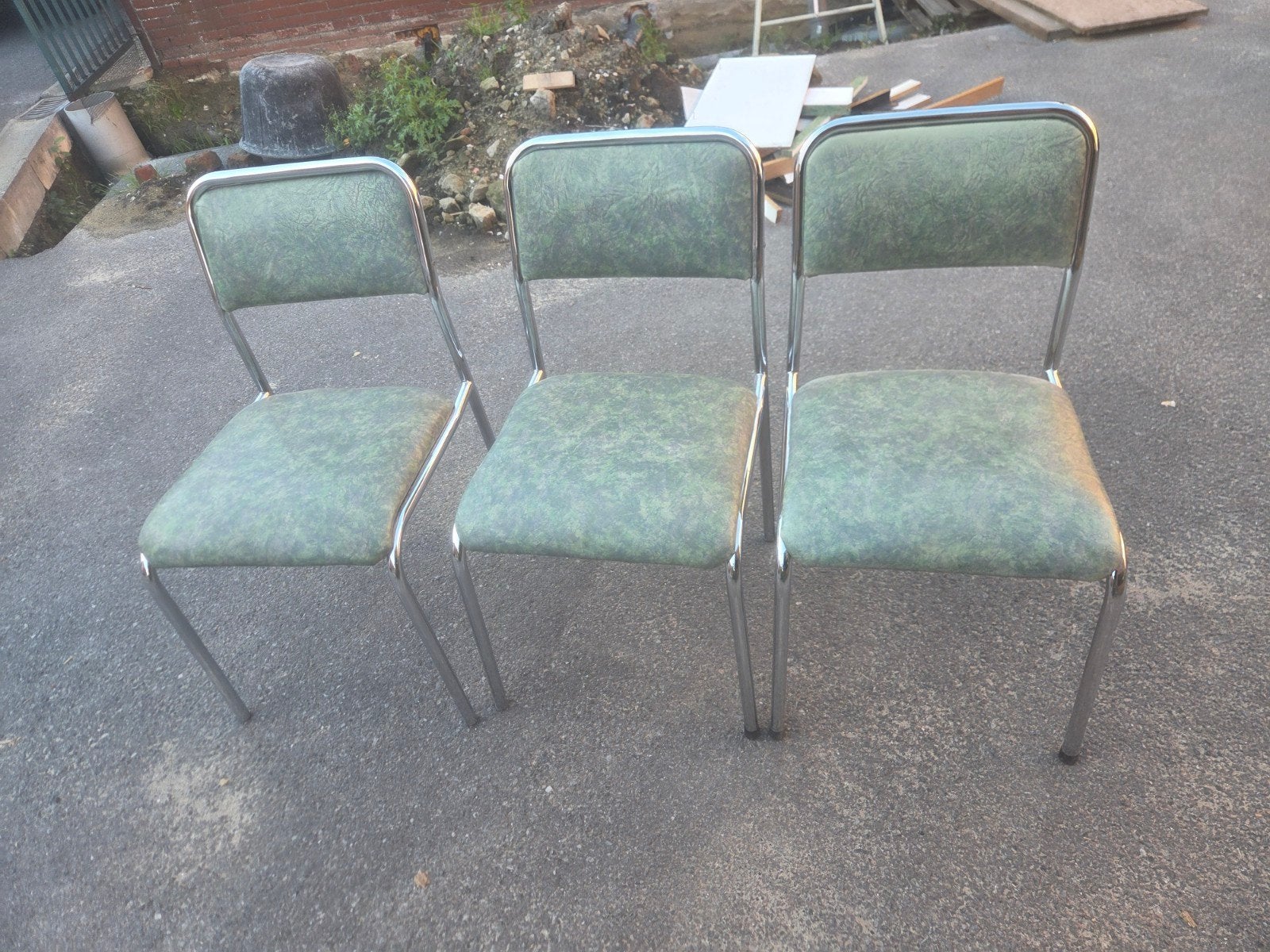 stoelen en zetel, Ophalen