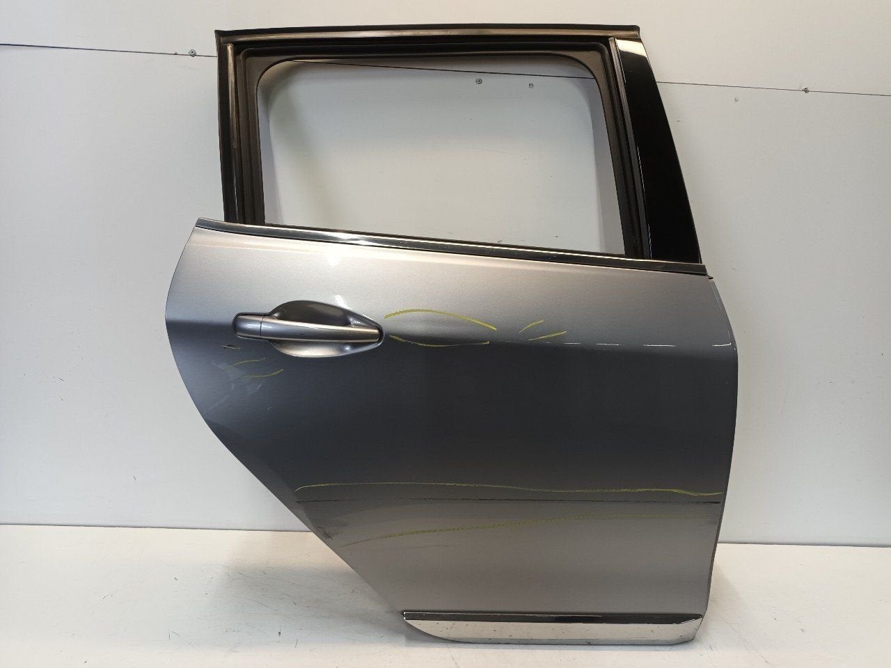 Portier rechts achter Peugeot 2008, Onderdelen@venauto.nl, Van der Ven Autorecycling B.V., Gebruikt, Ettenseweg 76, 4706 PB Roosendaal, The Netherlands