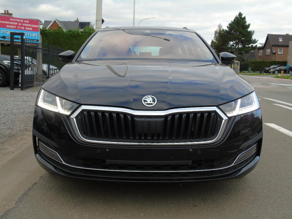 Skoda Octavia Sw 2.0TDI DSG*202*1e Eigen*Keyless Go*AUTOMAAT, Auto's, Skoda, Zwart, 5 deurs, Dealer onderhouden, Te koop