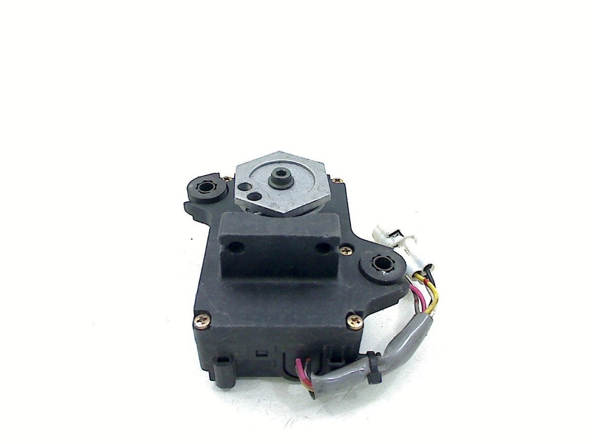 SERVO MOTEUR Suzuki GSX R 1000 2003-2004 (GSXR1000 K3 / K4), Dhr. S. di Majo, Utilisé, Info@cama-motorparts.nl, P.J. Troelstraweg 8 8
3144 CX  MAASSLUIS, NL