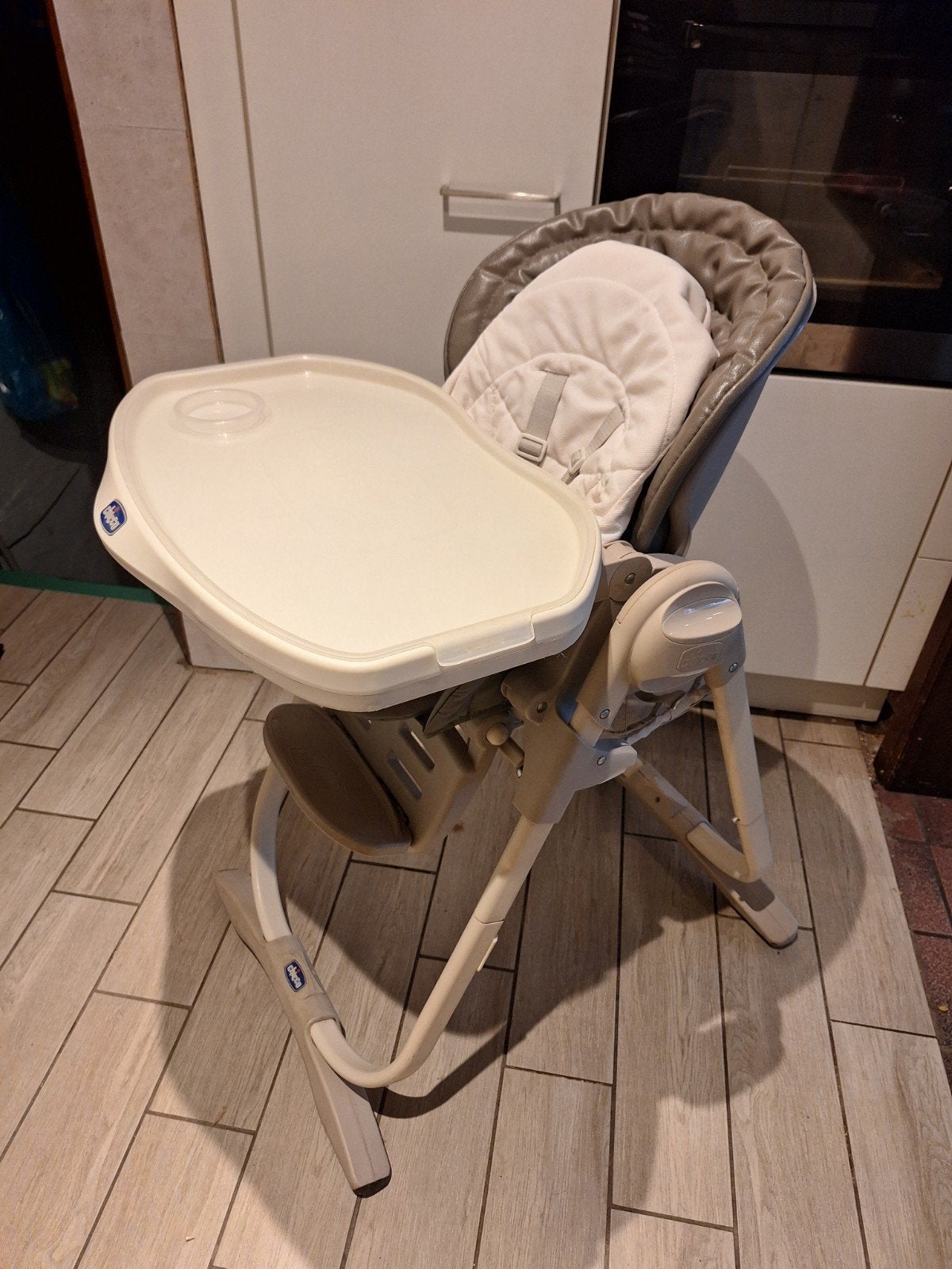 Kinderstoel Chicco, Ophalen