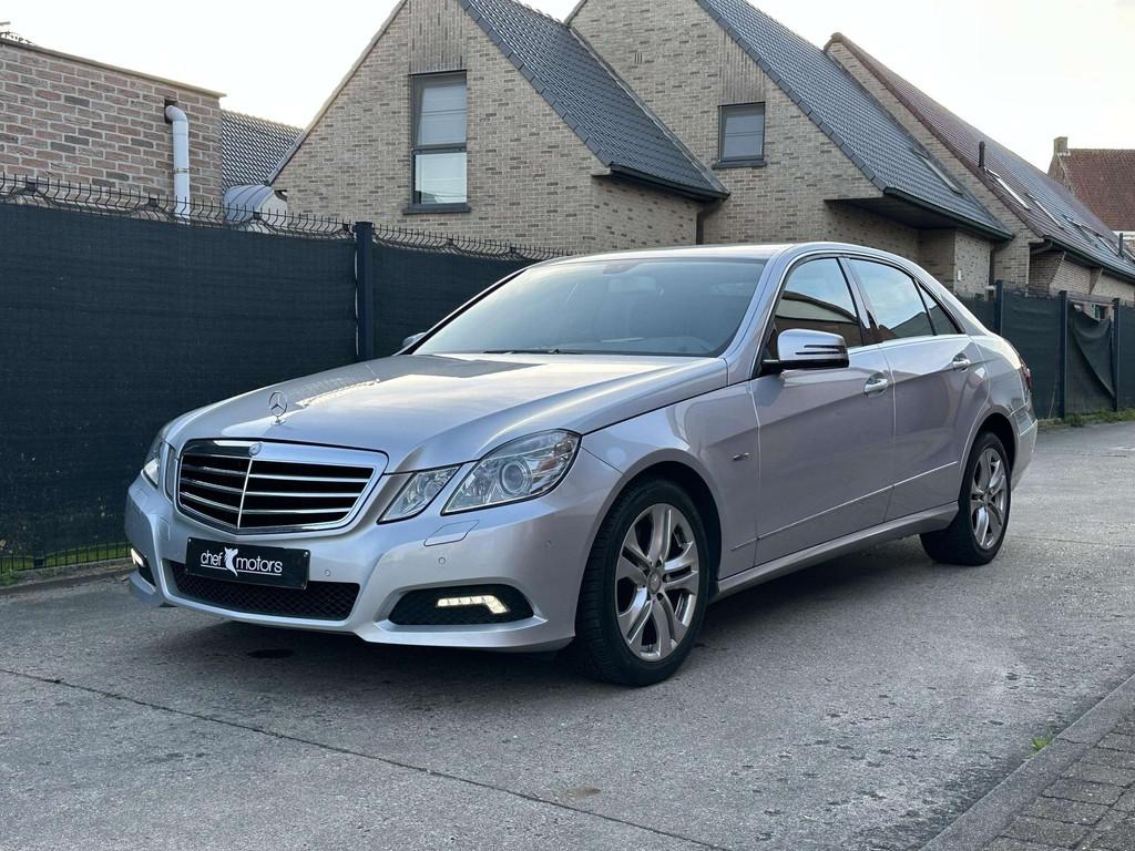 Mercedes Benz E250 Benzine|Automaat|82dkm|sfeer Verlichting, Autos, 4 portes, Entreprise, Noir, Automatique