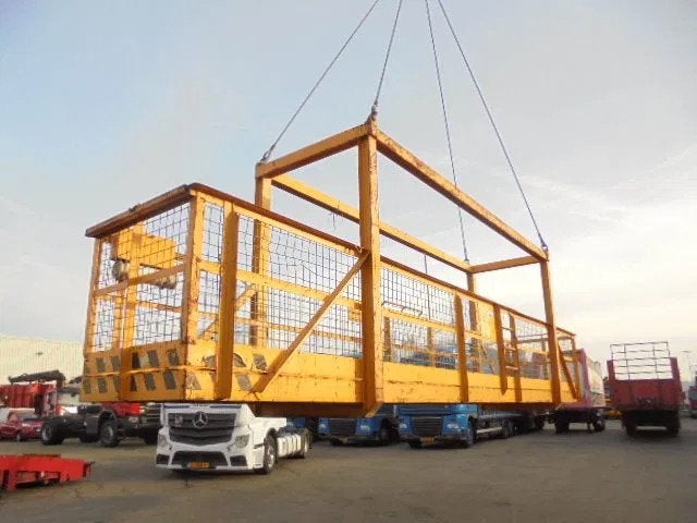 YKE / Hogendoorn MANBAK MB 3 (année de construction 2002)