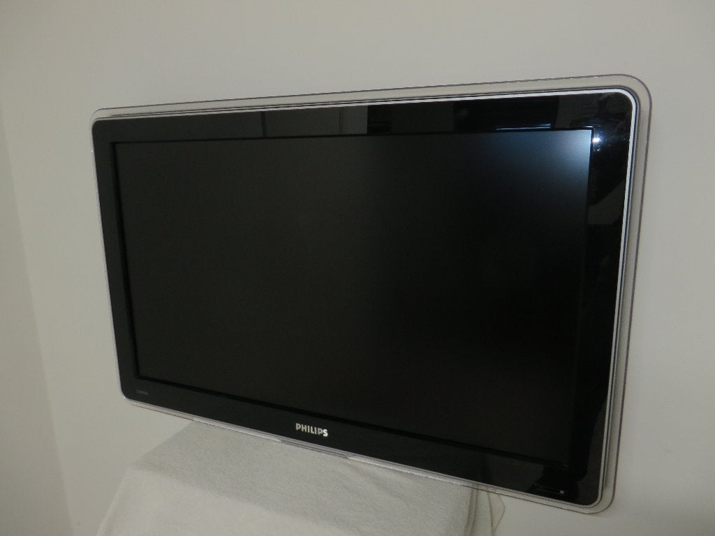 TV flatscreen PHILIPS 45 inch, Ophalen, Philips