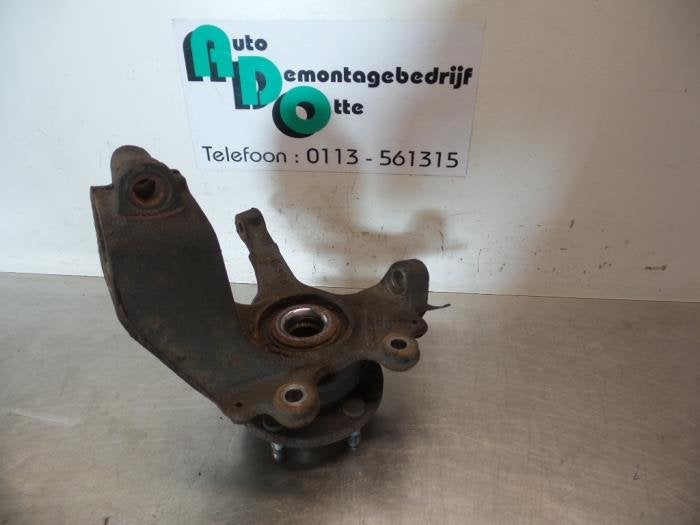 Fusee rechts-voor van een Ford Focus (Focus 04-), Gebruikt, -, -, Ophalen of Verzenden