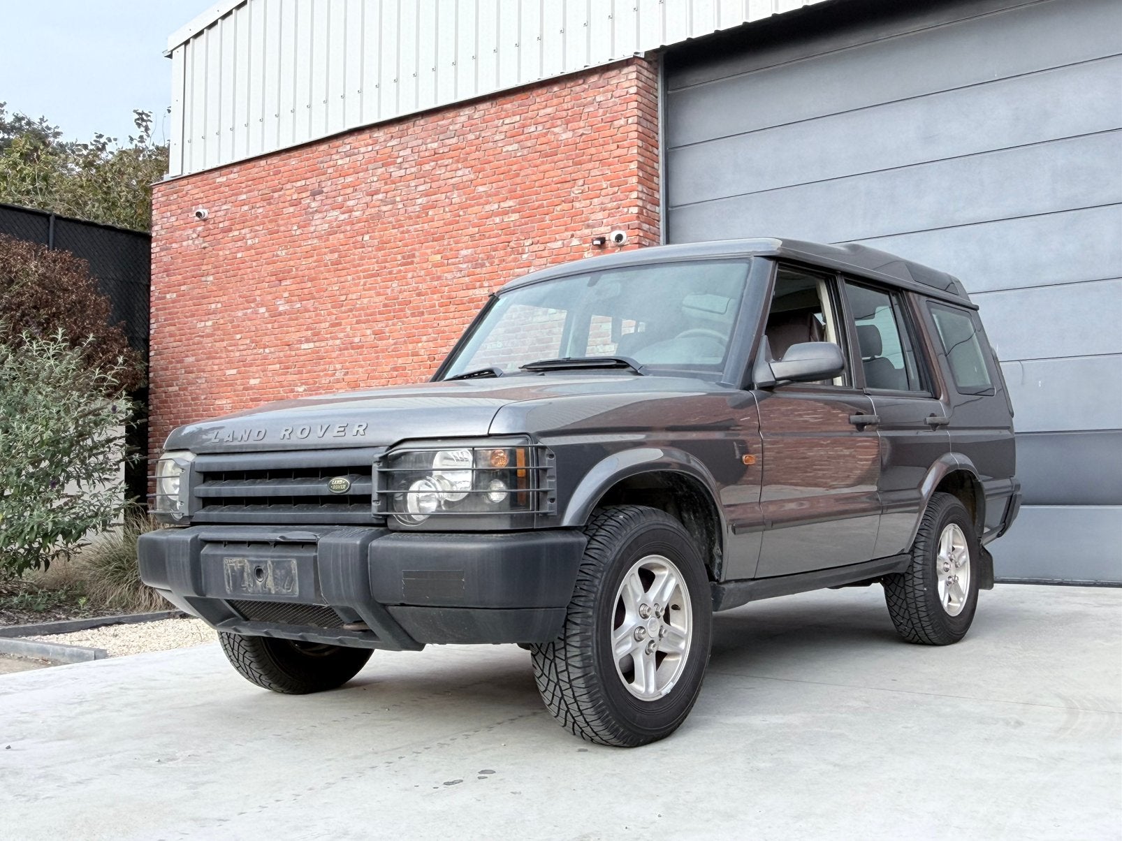 Land Rover Discovery 2 TD5, Auto's, Bedrijf, SUV of Terreinwagen, Zilver of Grijs, 3500 kg