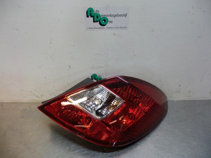 Achterlicht rechts van een Opel Corsa (Corsa D 07-), Gebruikt, -, -, Opel