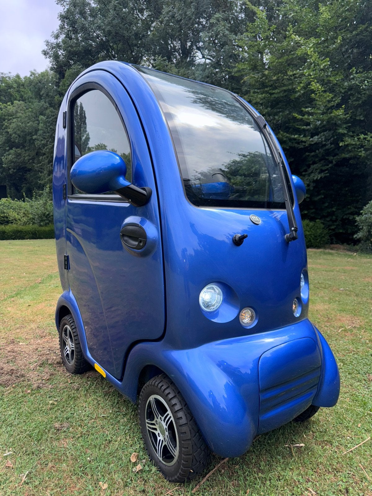 SCOOTMOBIEL DE LUXE, CABIENCAR, MUSTANG, EXCELLENT ÉTAT, Divers, Chaises roulantes, Enlèvement ou Envoi, Pliant, Comme neuf, Fauteuil roulant électrique
