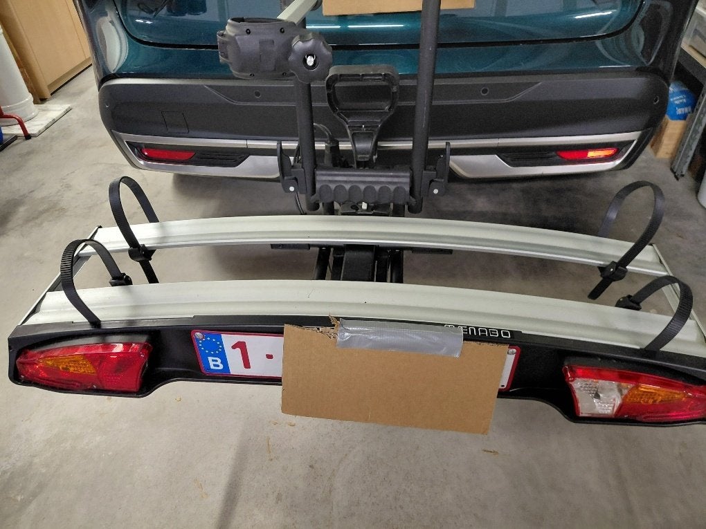 Porte-vélos électriques, Support d'attelage, 2 vélos, Comme neuf, Enlèvement