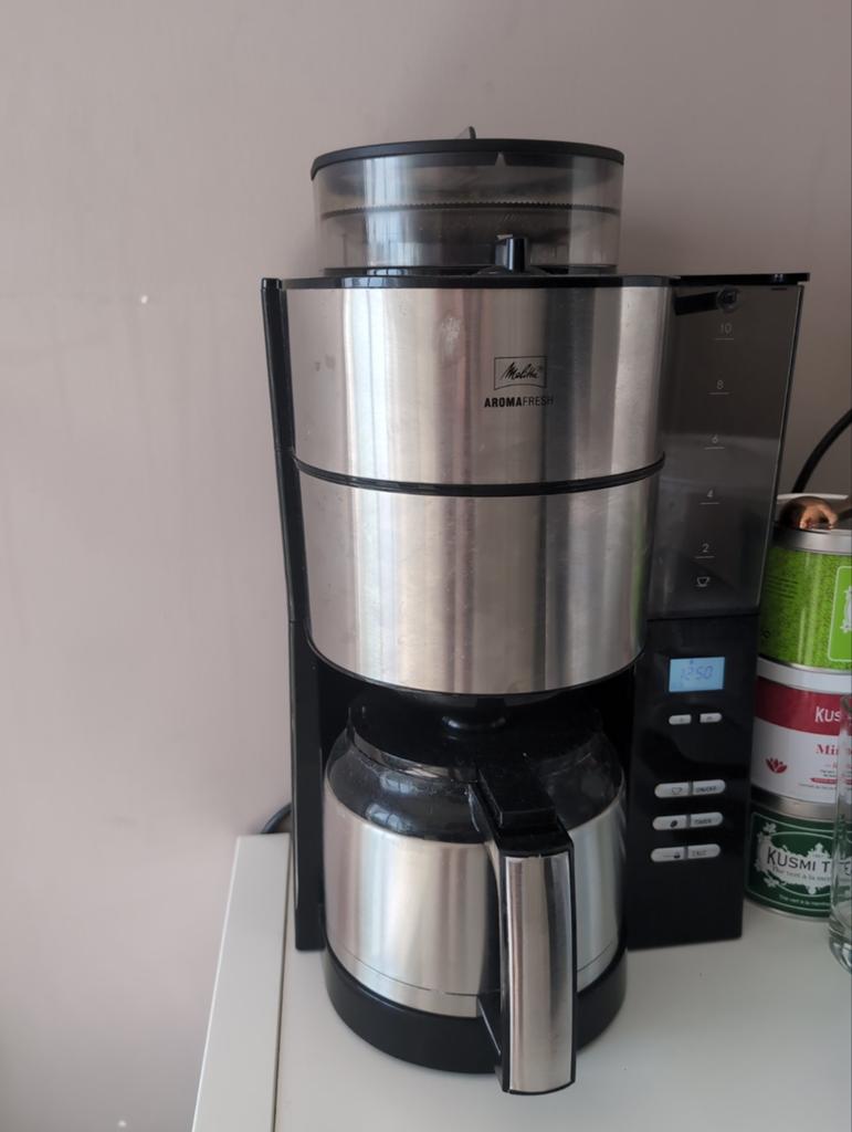 Melitta AromaFresh – Filterkoffiemachine met koffiemolen, Elektronische apparatuur, Koffiezetapparaten, Koffiemachine