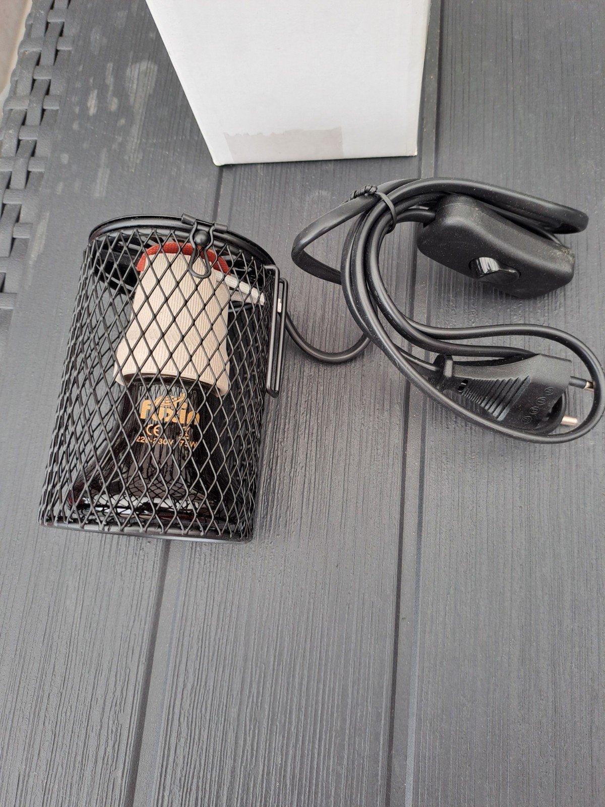 Lampe vivarium chauffante, Enlèvement