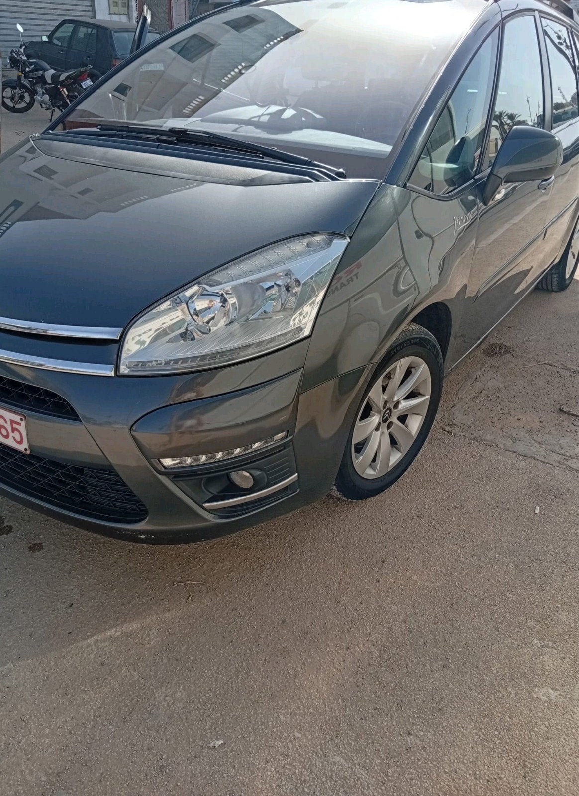 Citroën C4 Picasso

À vendre, Achat, 7 places, Boîte manuelle, 5 portes