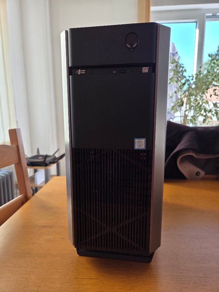 PC Gaming Alienware Aurora R7 – i7 8086K (Collector), Informatique & Logiciels, 32 GB, Alienware, 4 Ghz ou plus, Enlèvement