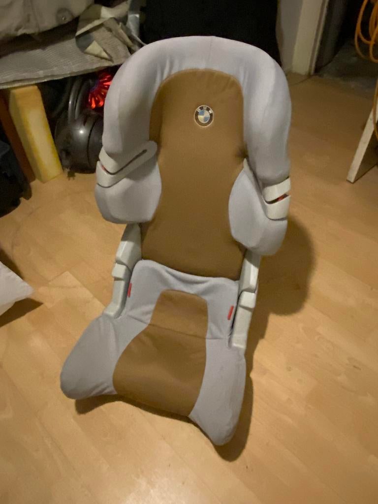BMW autostoeltje, Kinderen en Baby's, Verstelbare rugleuning, Ophalen, Overige merken, Gebruikt