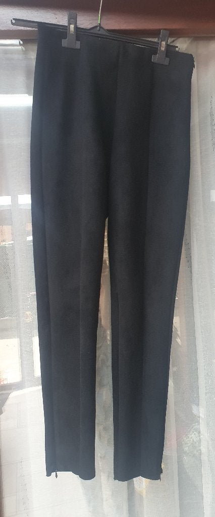 Zwarte fluweelachtige broek van Zara maat S, Ophalen of Verzenden, Maat 36 (S), Gedragen, Zara