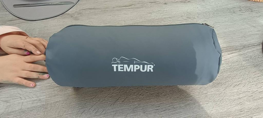 Tempur reiskussen – als nieuw – nieuwprijs 55 €, Ophalen