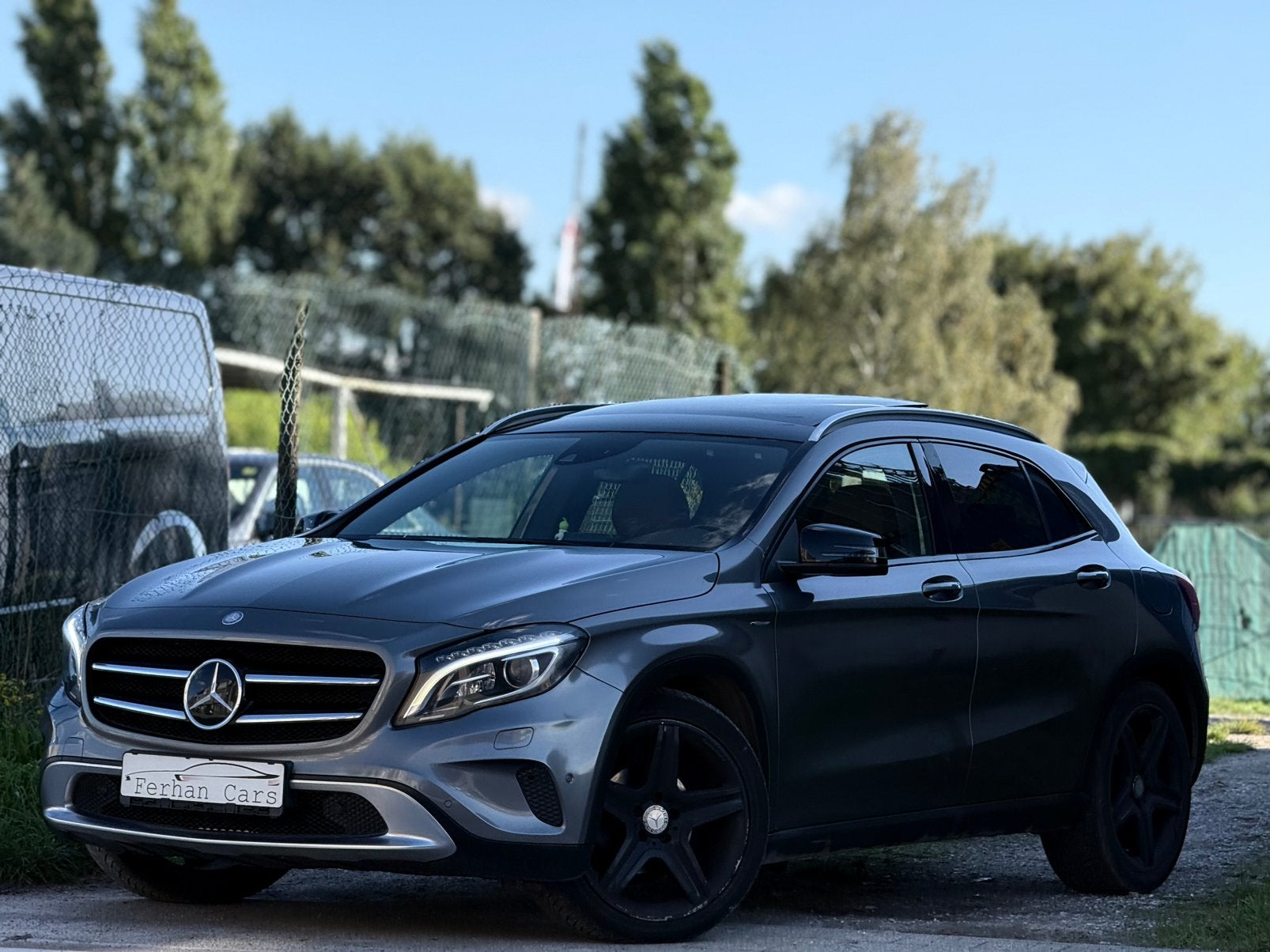 Mercedes-Benz GLA 220d 4-Matic • Édition 1 •, Argent ou Gris, Achat, Euro 6, Entreprise
