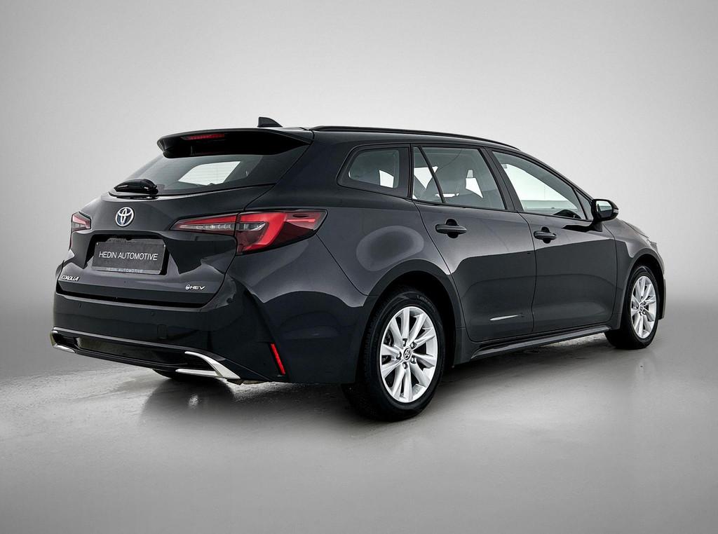 Toyota Corolla Touring Sport 1.8 Hybrid Dynamic e-CVT | Acht, Gebruikt, 750 kg, 4 cilinders, https://public.car-pass.be/vhr/a326fef7-b85b-4a29-9148-682c5e23ab05