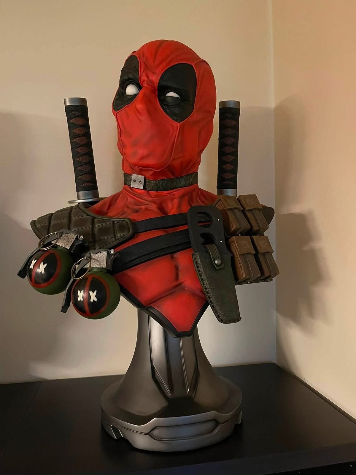 Buste deadpool 1/1, Enlèvement, Comme neuf