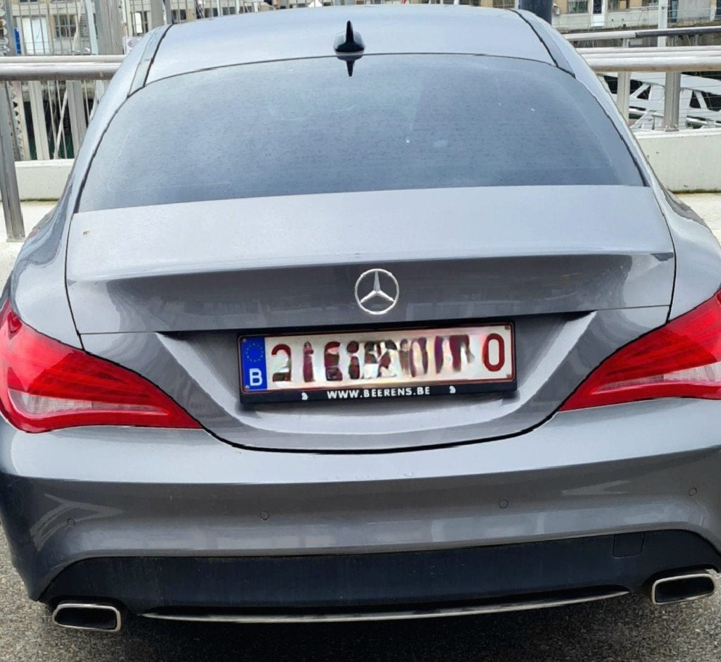 Heel nette en propere Mercedes-Benz model CLA200, Autos, Mercedes-Benz, CLA, Achat, Alcantara, Capteur de stationnement