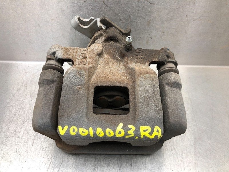 REMKLAUW RECHTS ACHTER ABS Mitsubishi Outlander (GF / GG), Gebruikt, Mitsubishi