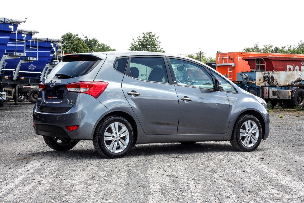 Hyundai iX20 1.4 CRDi GO // CRUISE CONTROL // AUTO AIRCO, Auto's, Hyundai, 0 kg, Euro 5, Zwart, 4 cilinders