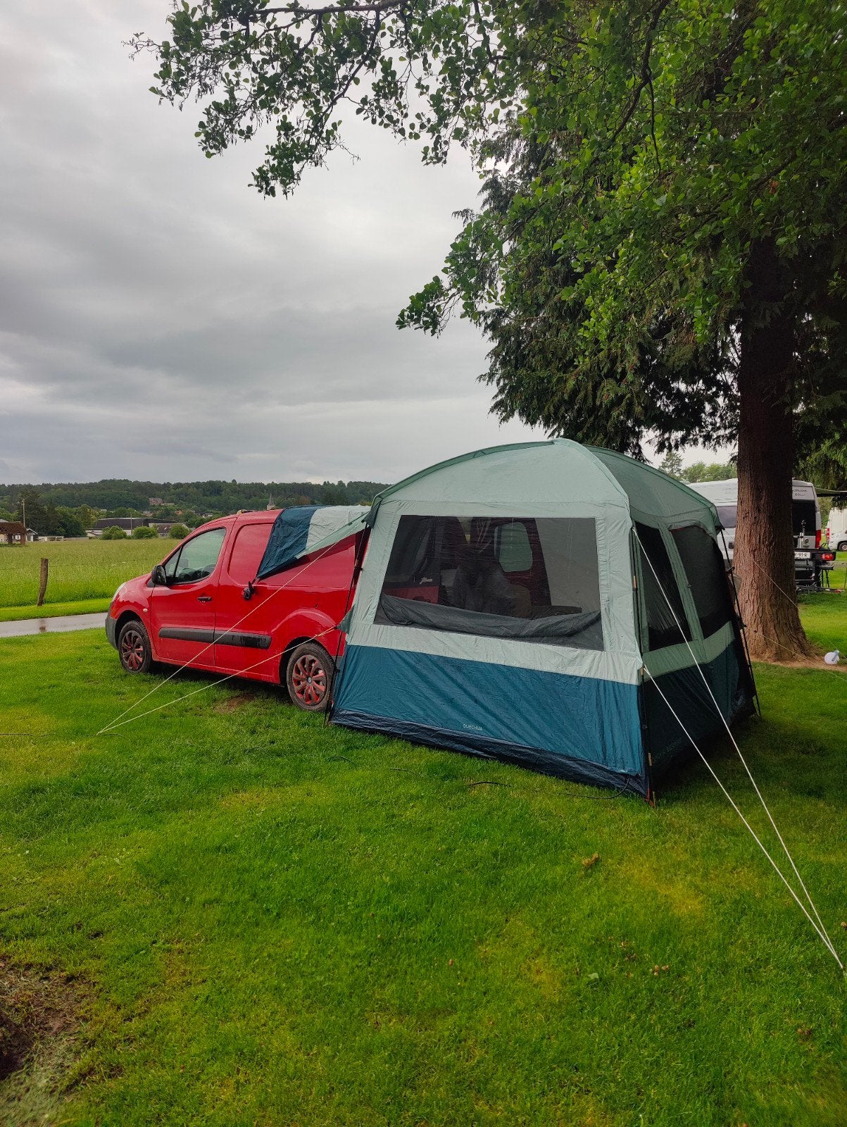 Quechua Arpenaz Base Shelter/ Achtertent – Zo goed als nieuw, Caravanes & Camping, Tentes, Enlèvement ou Envoi