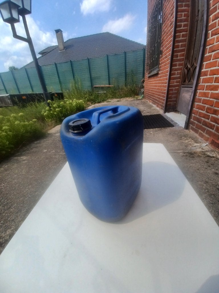 Blauwe Kunststof Jerrycan 30 Liter – Vintage, Minder dan 75 liter, Ophalen, Gebruikt, Kunststof