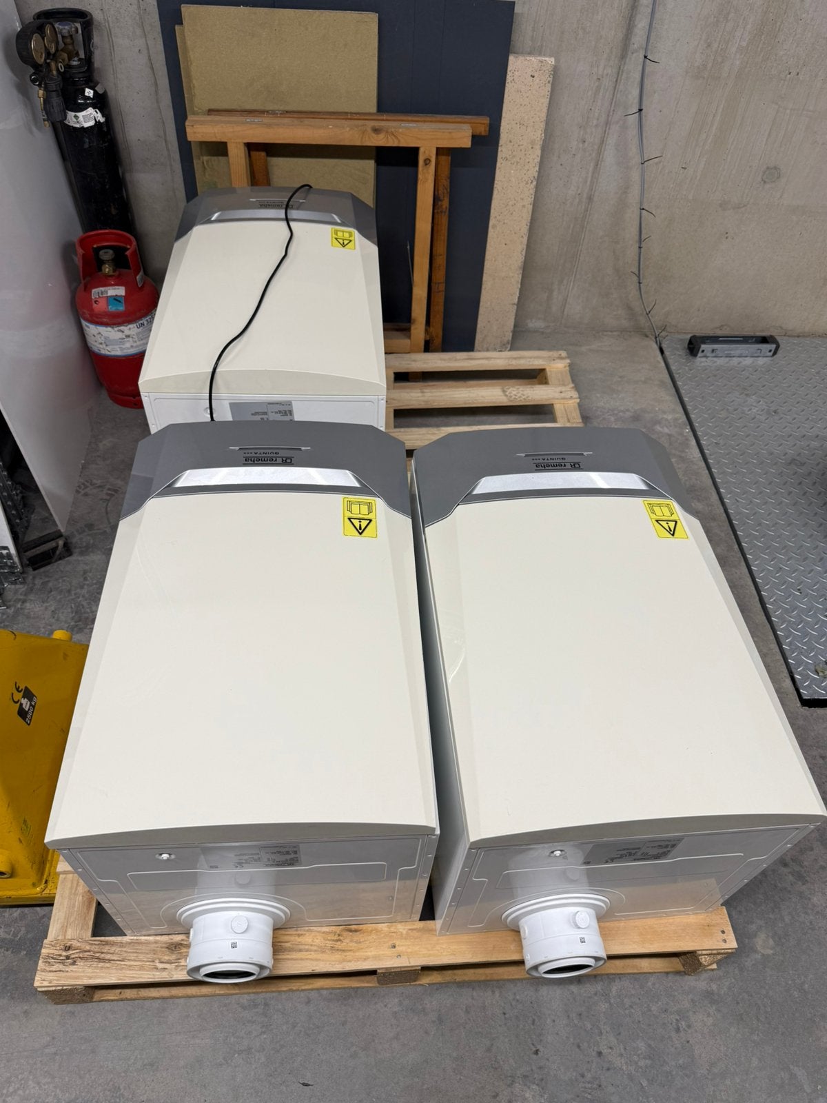 Remehea Quinta Ace 3x45kW, Doe-het-zelf en Bouw, Ophalen, 30 tot 80 cm, Hoog rendement (Hr), Cv-ketel of Combi-ketel