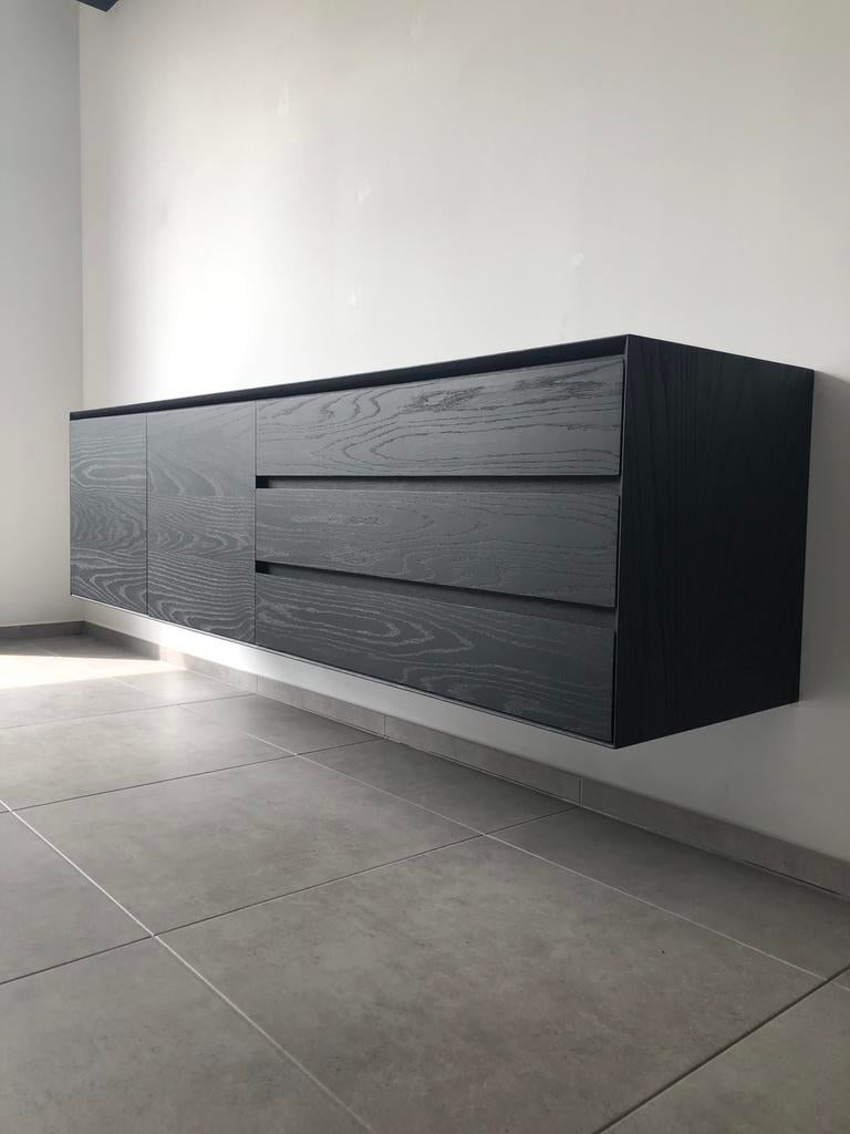 Hangende dressoirkast zwarte fineer eik, Huis en Inrichting, Ophalen, Gebruikt, Met deur(en), 150 tot 200 cm