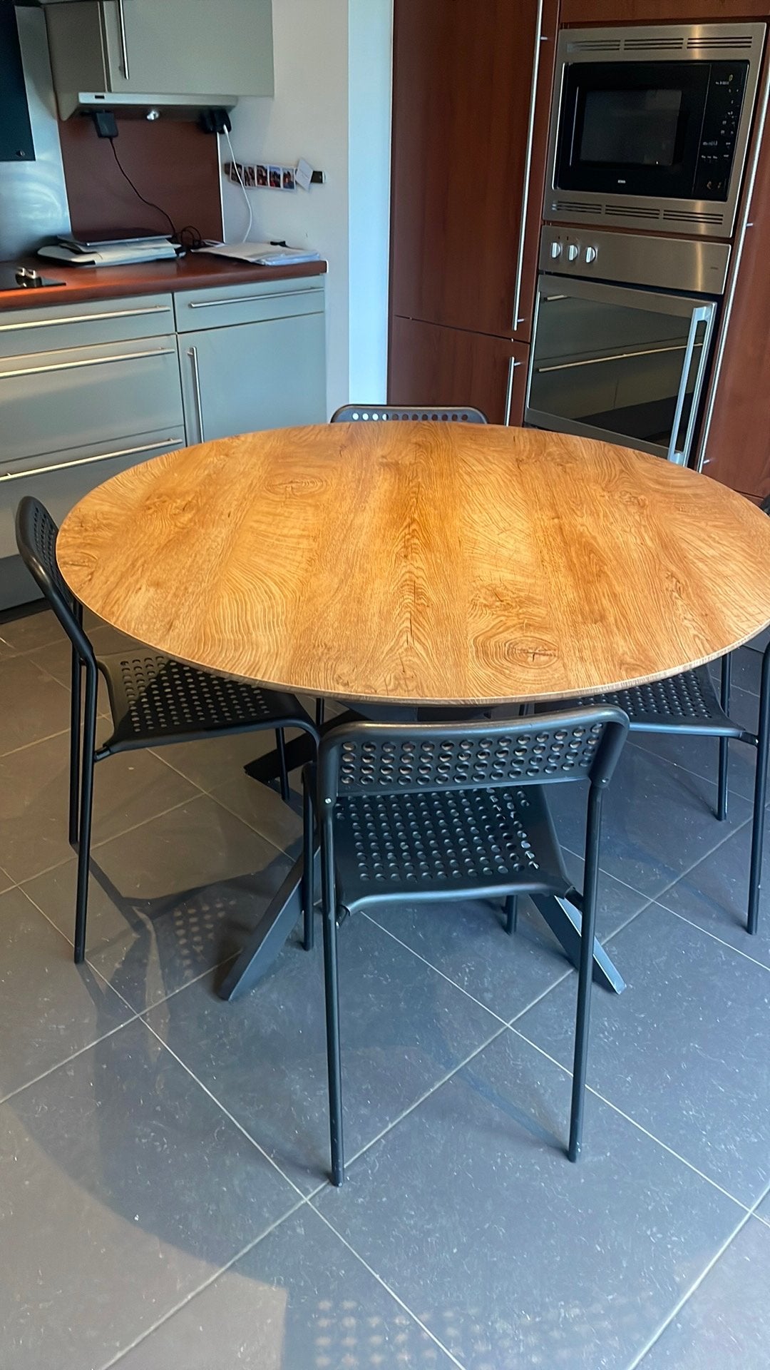 Table ronde + 4 chaises, Maison & Meubles, 100 à 150 cm, Quatre personnes, Rond, Autres essences de bois