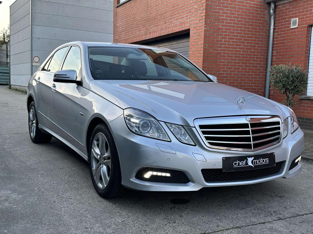 Mercedes Benz E250 Benzine|Automaat|82dkm|sfeer Verlichting, Autos, 4 portes, Entreprise, Noir, Automatique