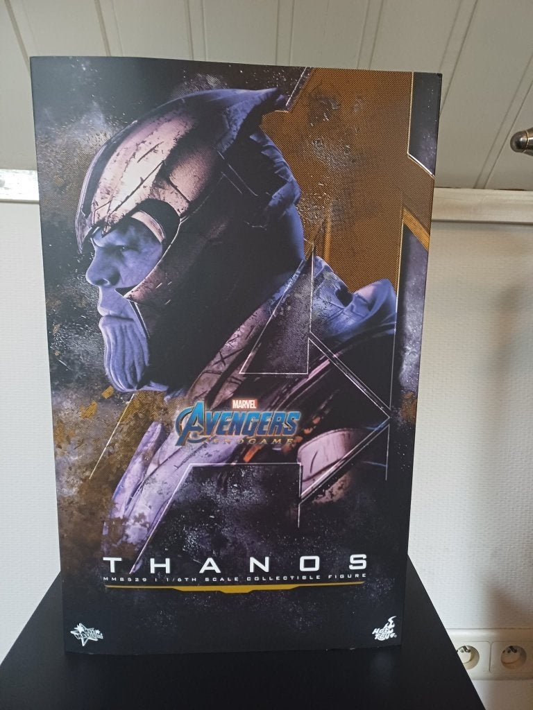 Hot Toys - Thanos, Ophalen of Verzenden, Zo goed als nieuw, Film, Actiefiguur of Pop