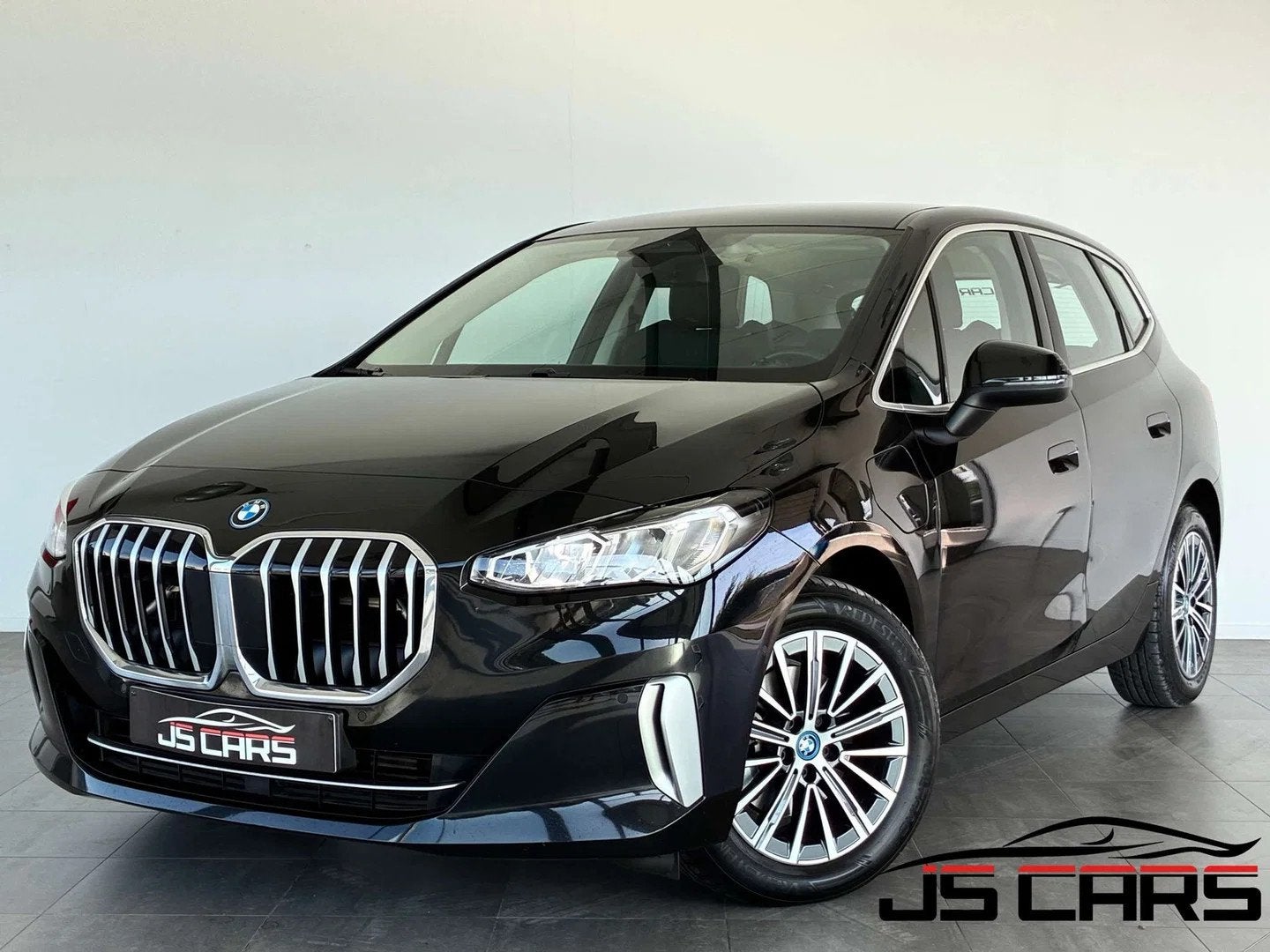 BMW 2 Serie Tourer 225 xDrive Active PHEV LOOKM-1ERPRO-COCKP, Auto's, BMW, Automaat, 245 pk, Gebruikt, Zwart