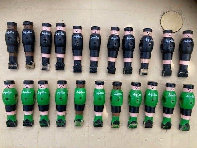 BABY-FOOT : 22 JOUEURS EN BOIS UTILISÉS, Enlèvement ou Envoi, Utilisé
